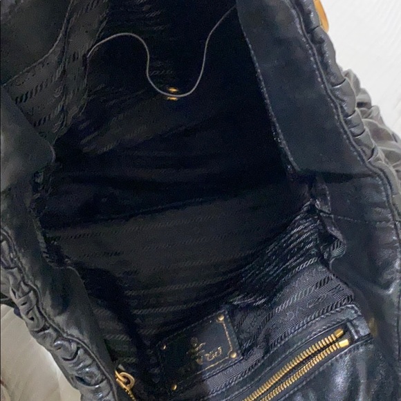 Authentic Prada bag - Picture 13 of 16